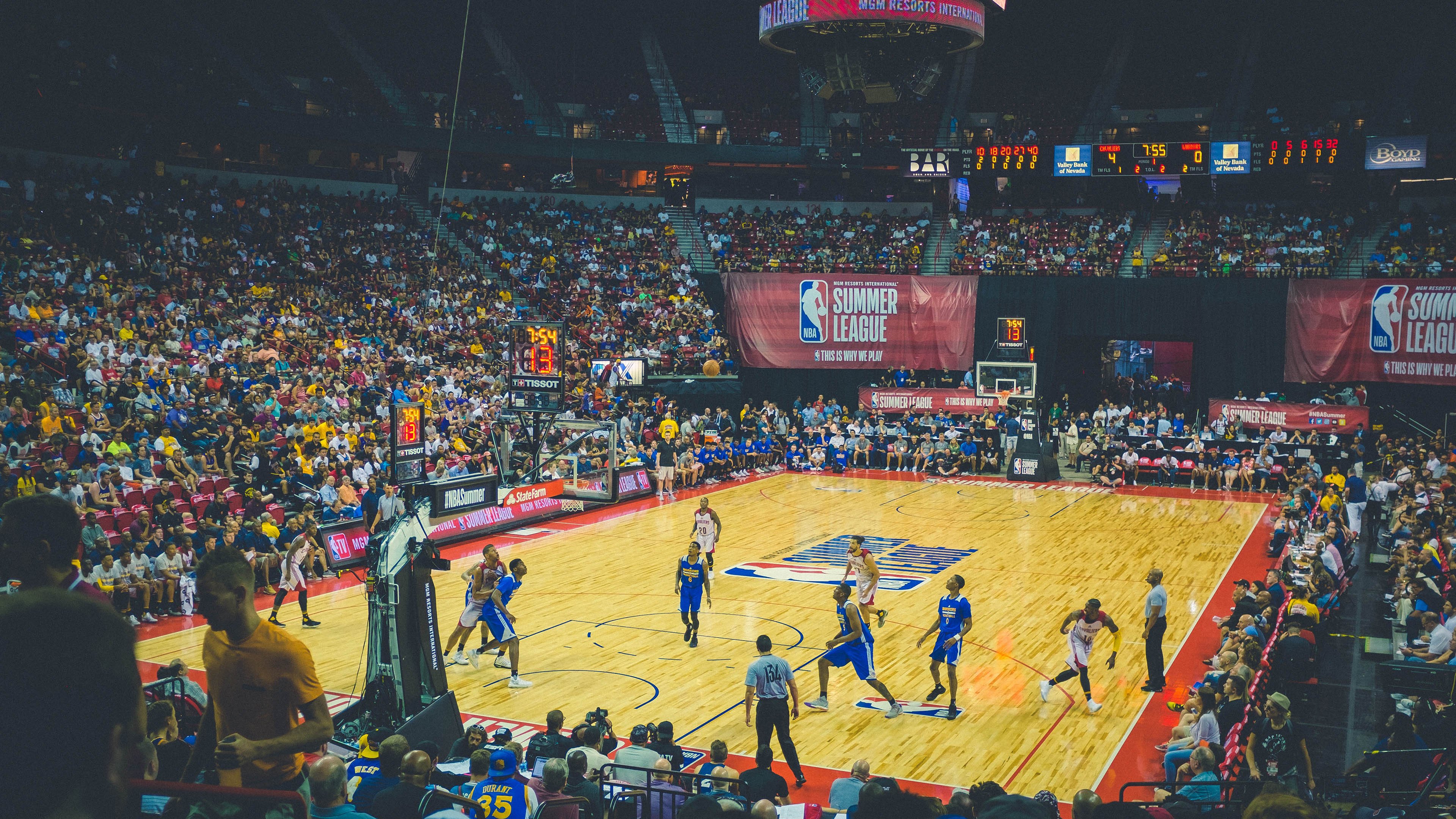 《电竞赛事中最具看点的战术轮换》，《电竞赛事中最具看点的战术轮换》是什么