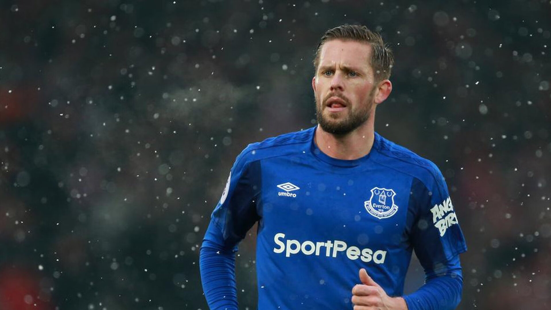 【比分追踪】近期最受关注的六场焦点比赛汇总,焦点球员组合包